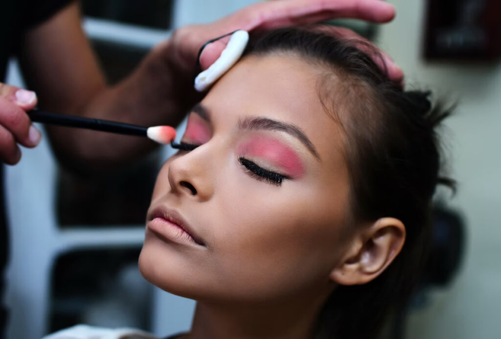 https://donmarketing.es/demos/centro-de-estetica002/wp-content/uploads/2022/01/inner_b1-1024x694.jpg